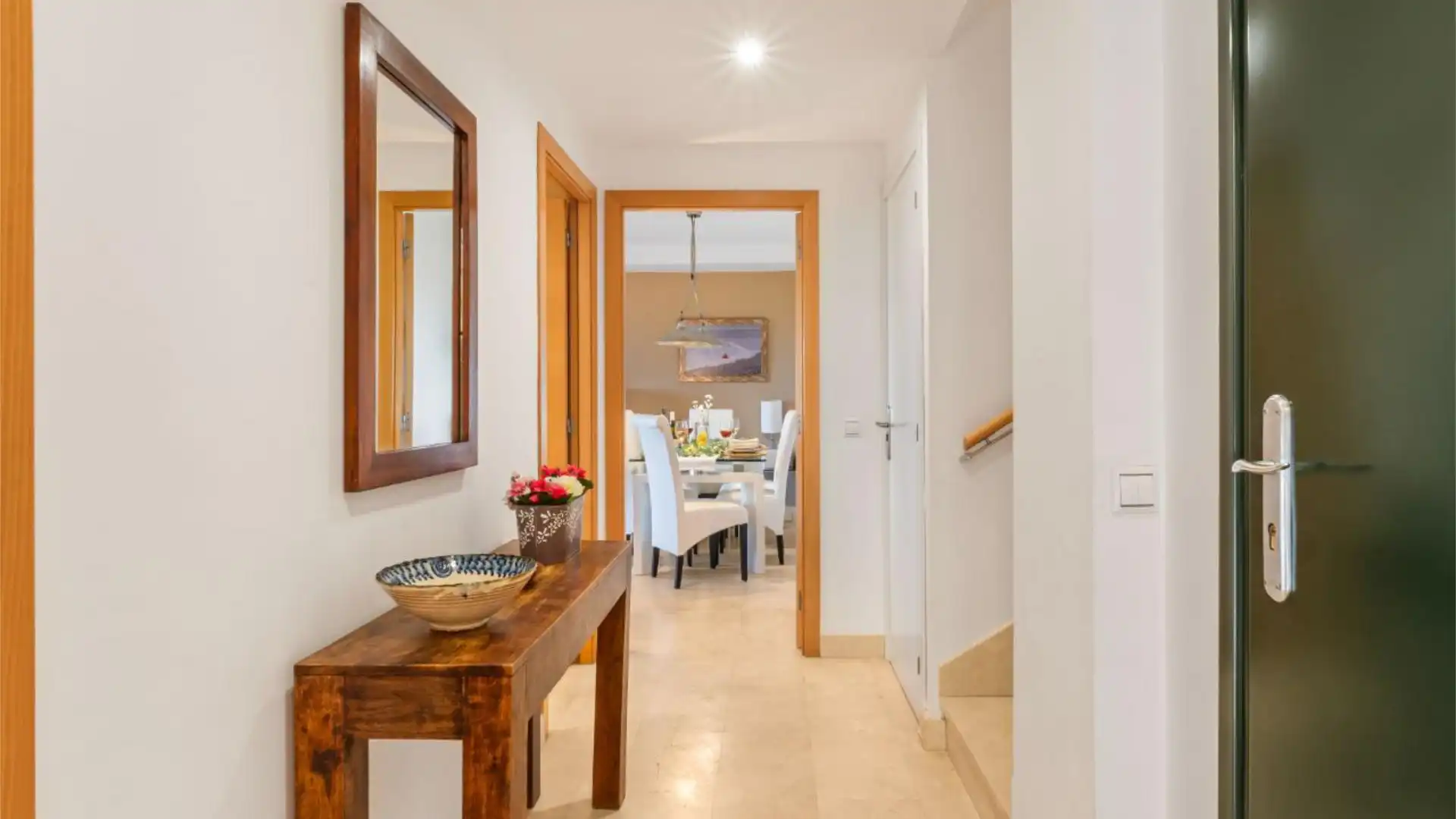 Casa adosada en  Calle Teodosio 12 - Foto 12