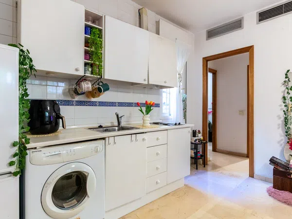 Piso en Barrio Calle Betis - Pagés del Corro - Foto 7