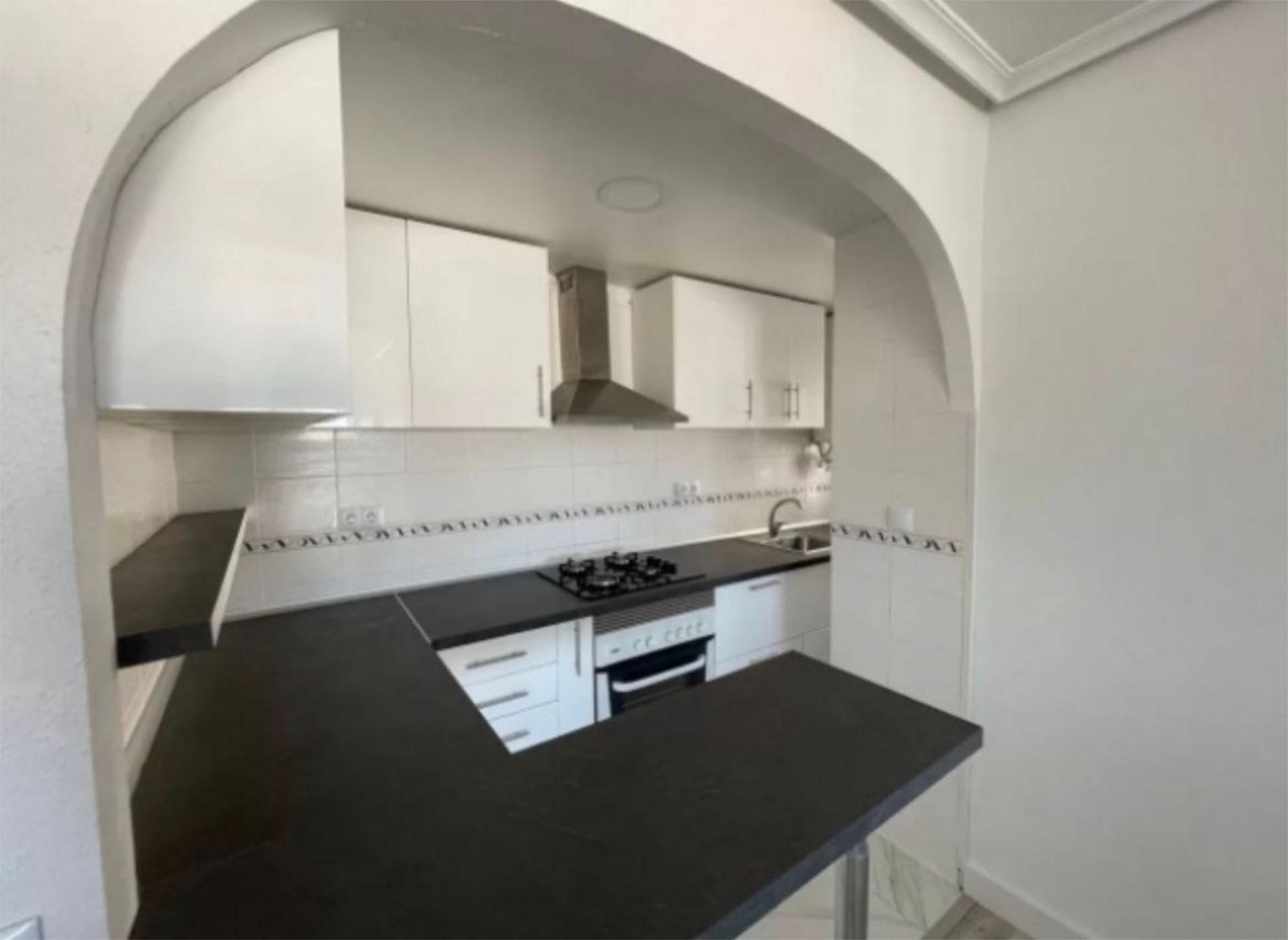 Piso en  Calle Pintor Pedro Camacho 17 - Foto 3