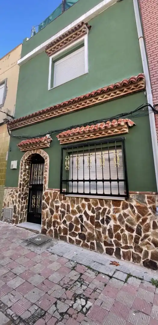 Casa adosada en  Calle Agustina de Aragón 7 - Foto 12