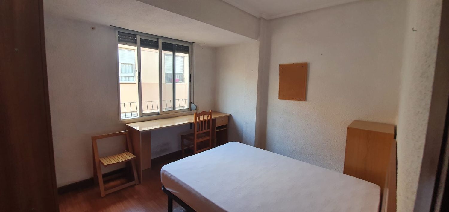 Piso en Calle de l'Arquitecte Ros, 58, Zona Ensanche-Parque oeste - Foto 8