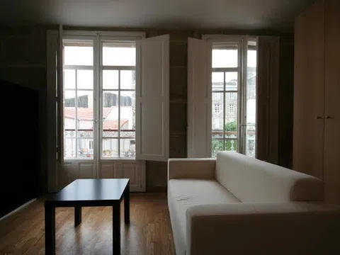 Estudio en calle Alta, 21