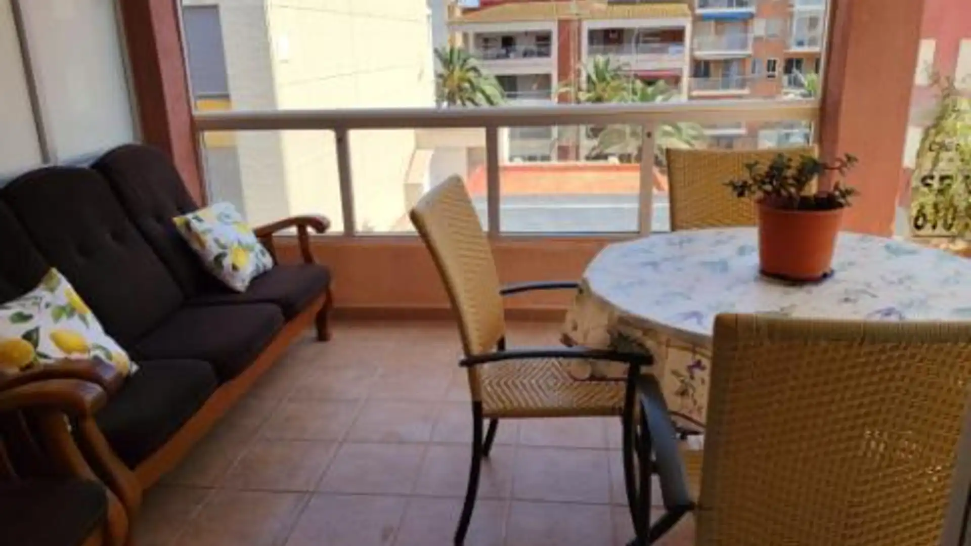 Piso en  Carrer Riu Palància 13 - Foto 6