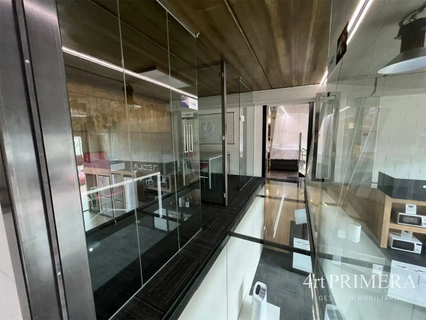 Local comercial en  Carrer Apel·les Mestres 1 - Foto 17