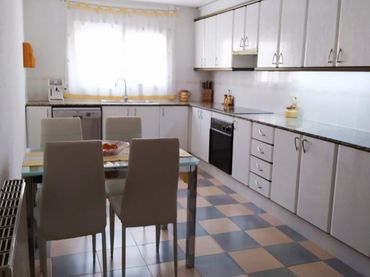 Chalet en  Carrer de Mossèn Cinto Verdaguer 31 - Foto 4