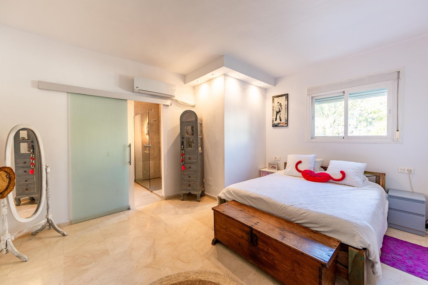 Chalet adosado en Avenida Virgen del Rocío, 20 /22 - Foto 12