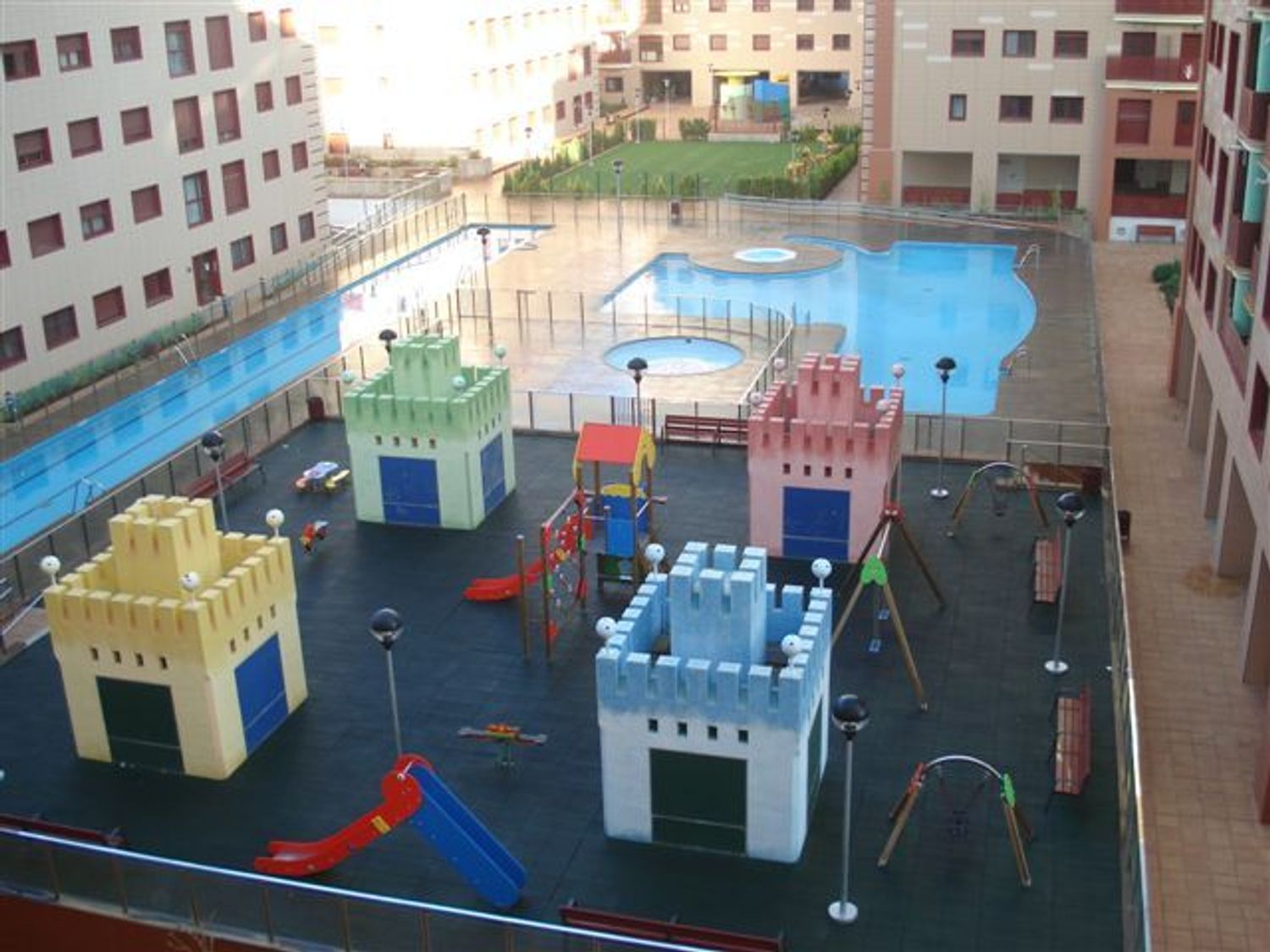 Piso en avenida de Finlandia, 2