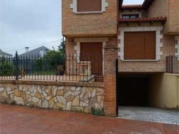 Casa adosada en Centro - Foto 1