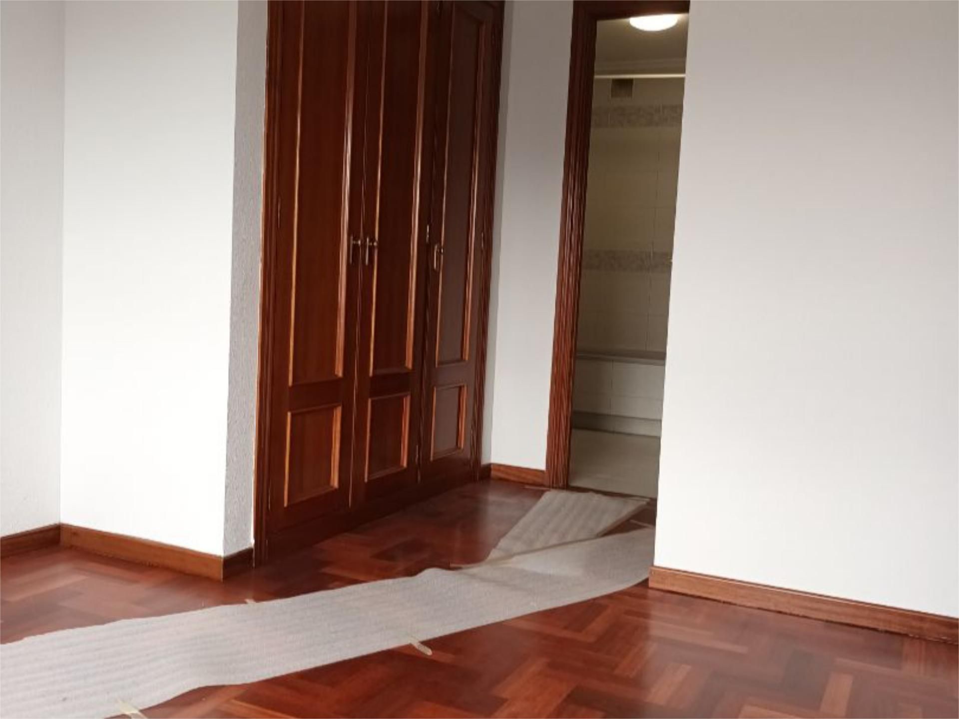 Piso en  Avenida de Castelao 54 - Foto 18