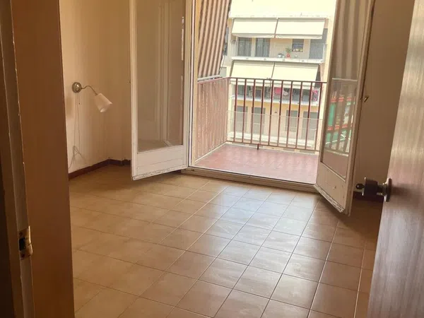 Piso en Calle de les Escoles, 15 - Foto 3