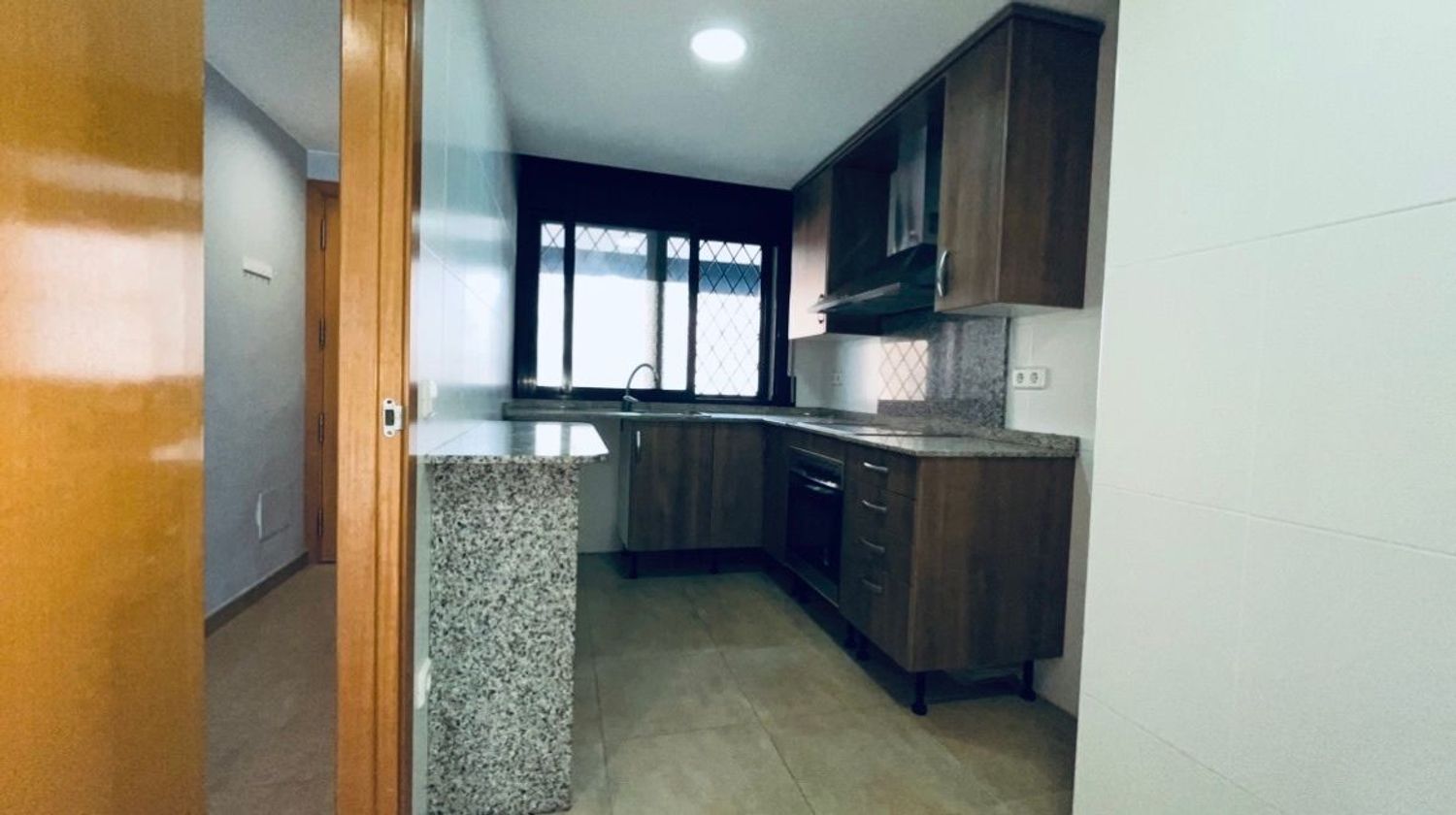 Piso en calle del Vendrell, 38 - Foto 3