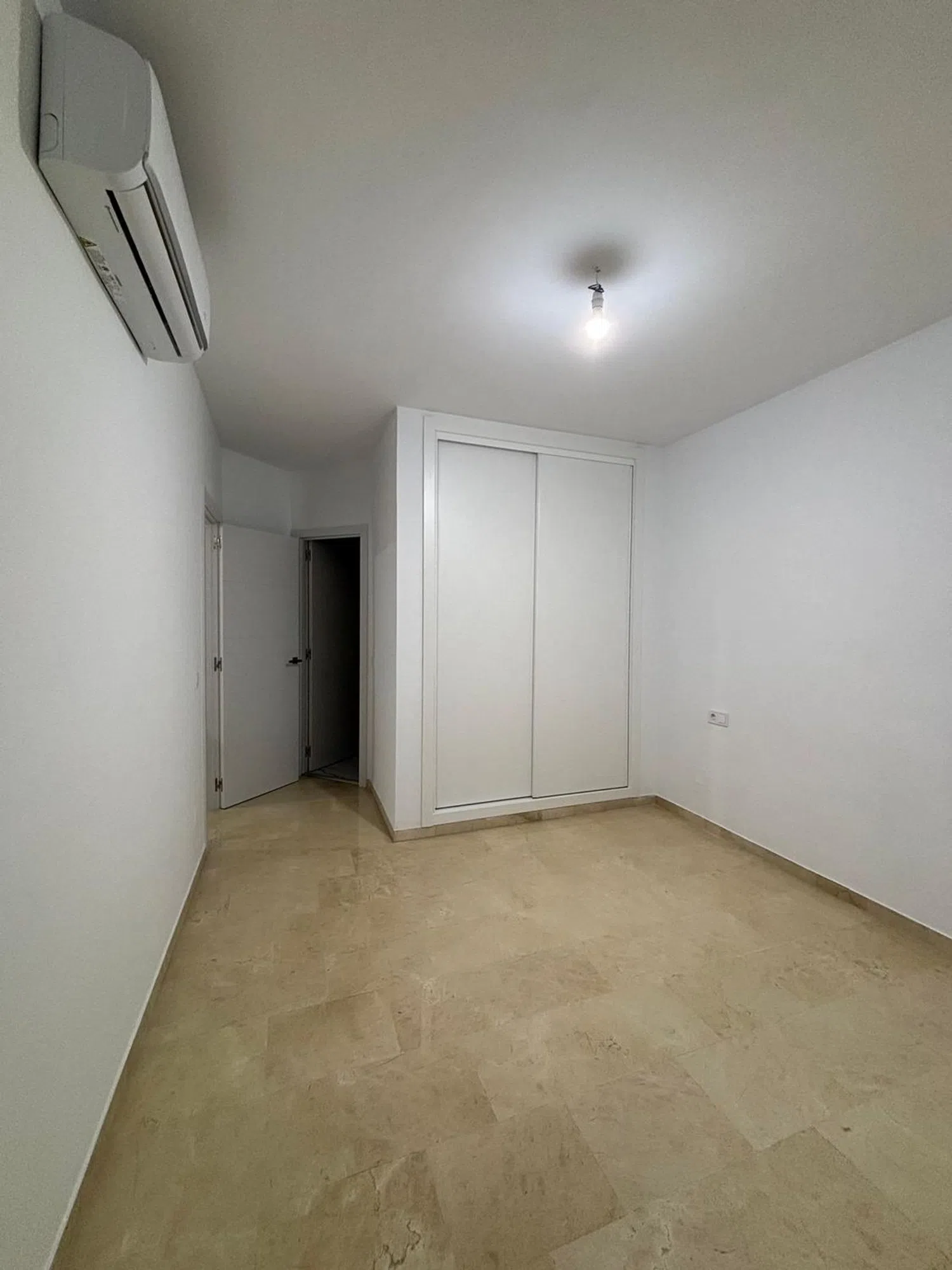 Piso en Av Suiza, 13 - Foto 15