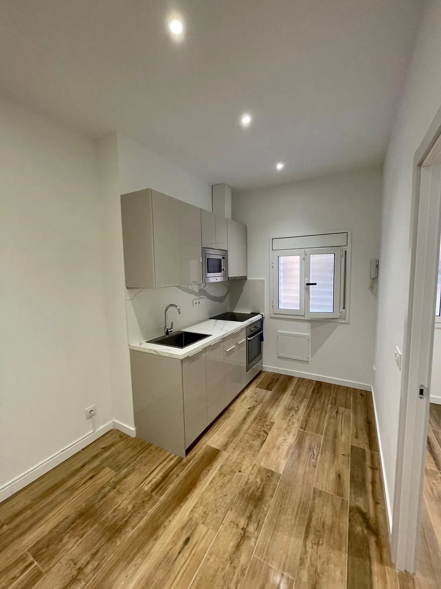 Estudio en calle del Pou, 57 - Foto 4