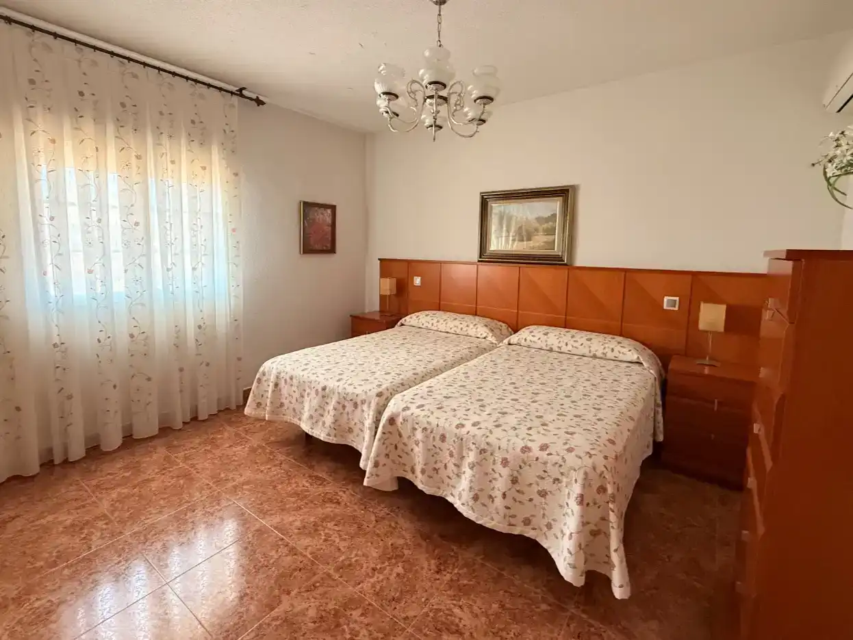 Chalet en Villa del Prado - Foto 10