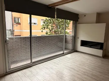 Piso en  Carrer de Sant Carles - Foto 2
