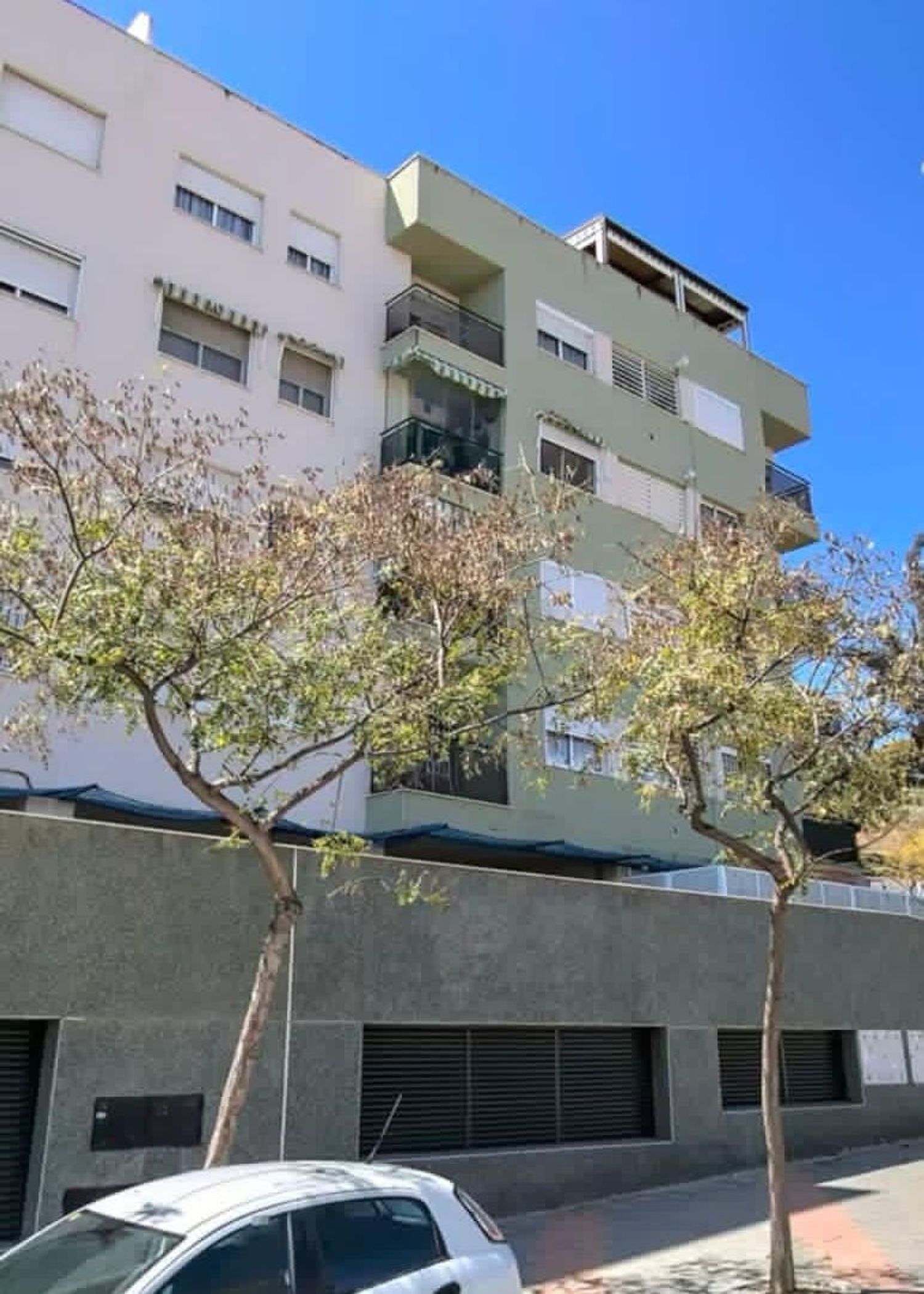 Piso en Barrio Los Almendros - El Limonero - El Tomillar - Foto 1