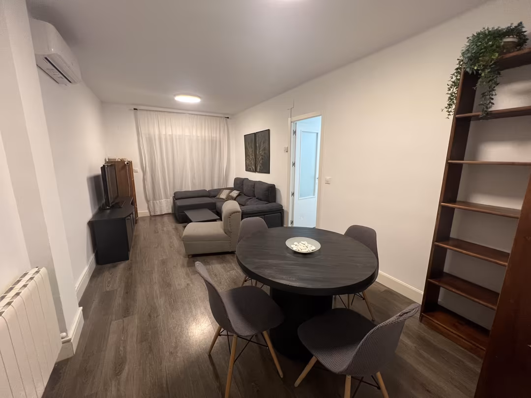 Piso en  Calle Sanguino Michel 12 - Foto 3