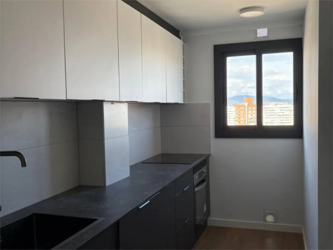 Piso en  Rambla de Prim 76 - Foto 3