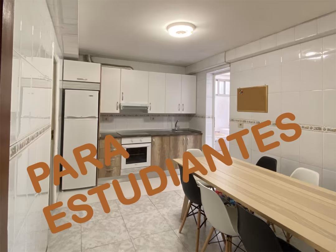 Piso en  Rúa do Conde de Torrecedeira 86