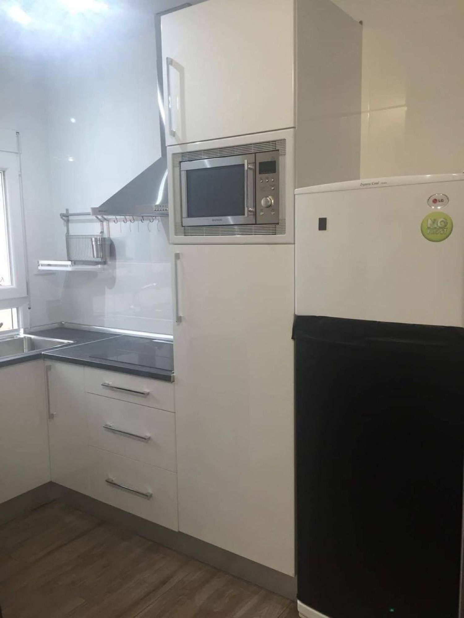 Estudio en calle de Yecla, 8 - Foto 1