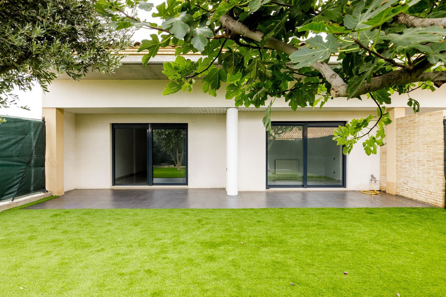 Chalet pareado en calle de Biel, 55 - Foto 1