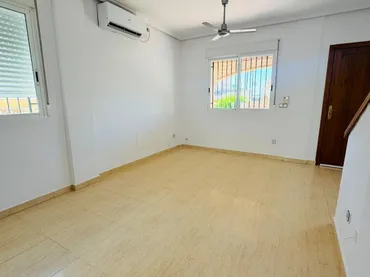 Chalet en  Calle Isla Cristina 6 - Foto 13