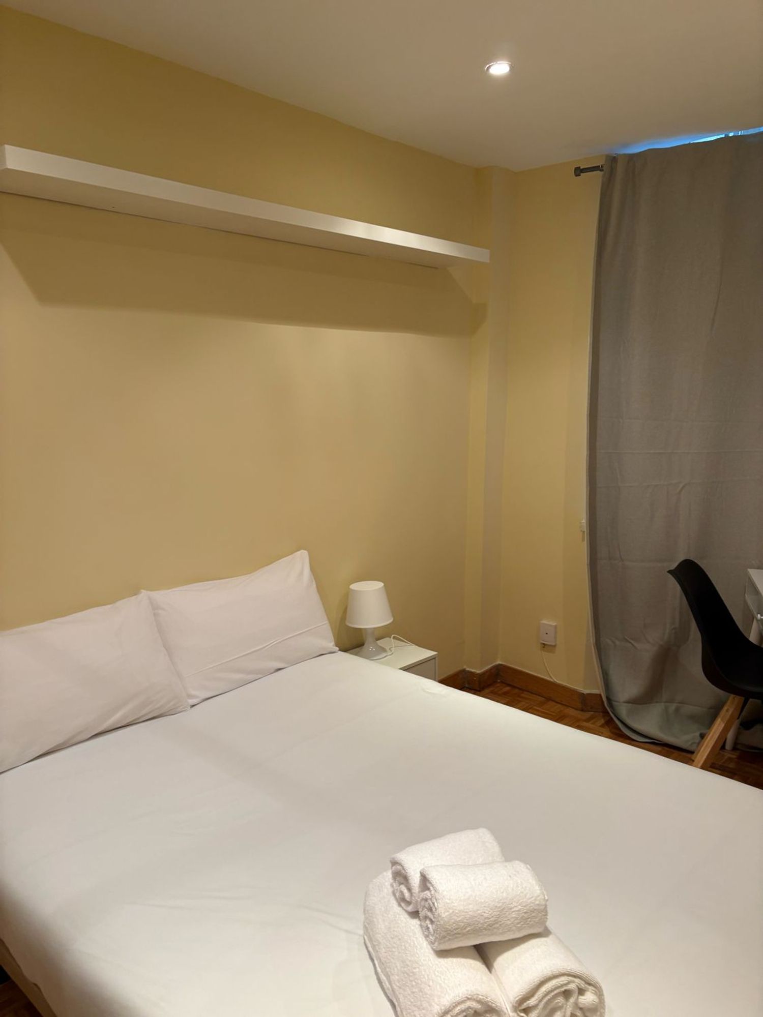 Piso en calle de Torres Miranda, 2