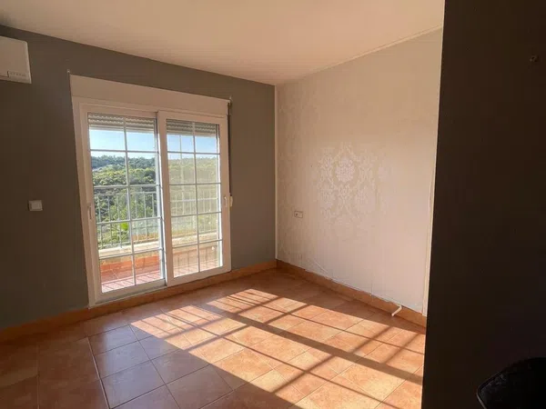 Chalet adosado en Urbanizacion monteprincipe, 20, Altorreal-El Chorrico - Foto 5