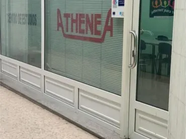 Local comercial en Avd Coruña - Foto 1