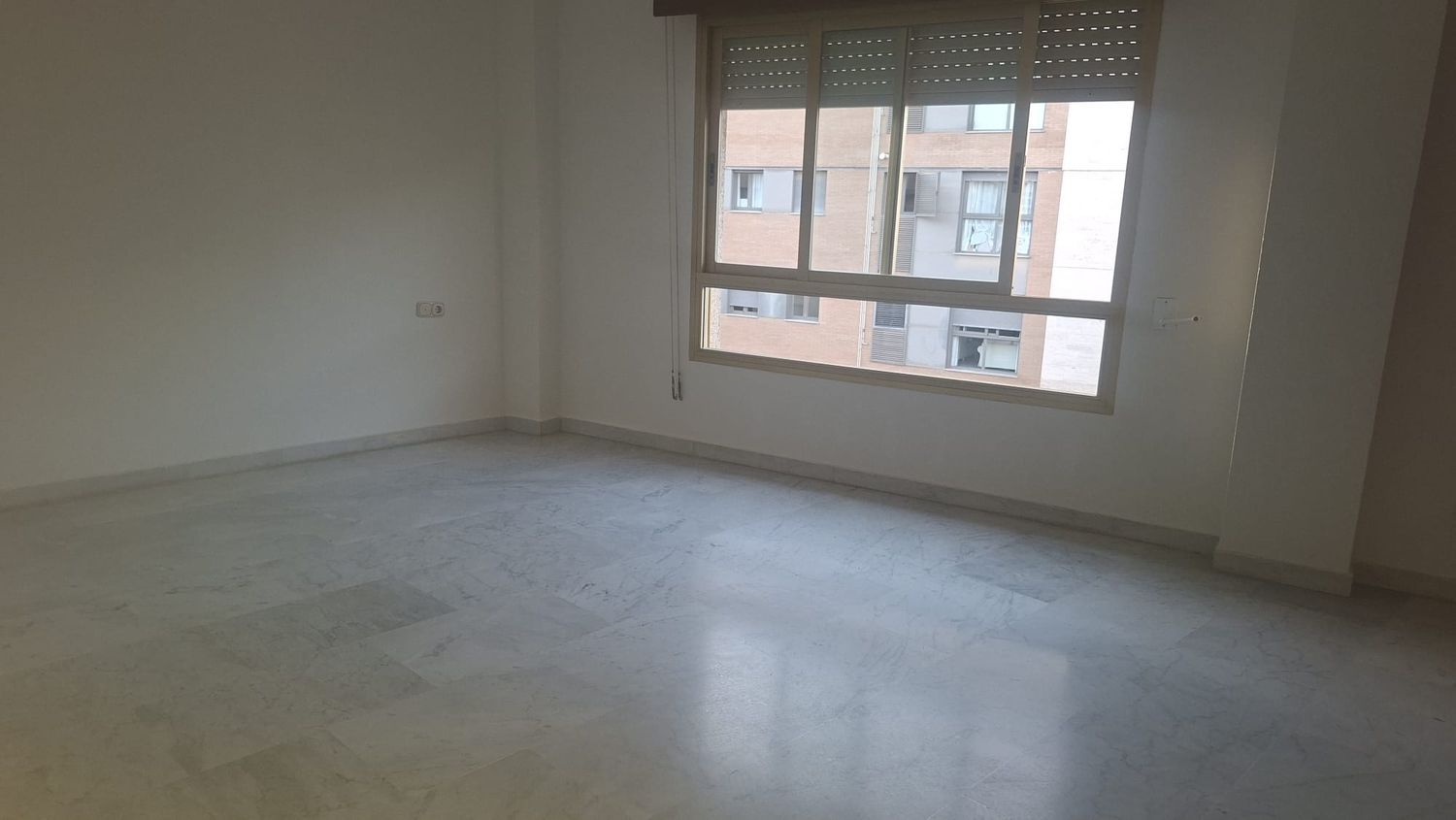 Piso en Calle Camilo José Cela, 3, Buhaira - Huerta del Rey - Foto 3