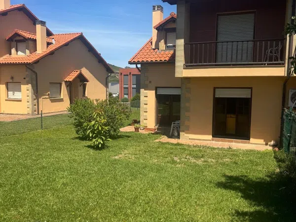 Chalet pareado en Barrio las Casucas, 14 - Foto 2