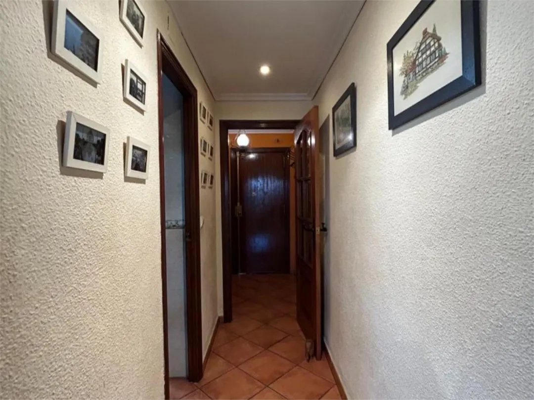 Piso en  Plaza Escritor Peña Aguayo 5 - Foto 4