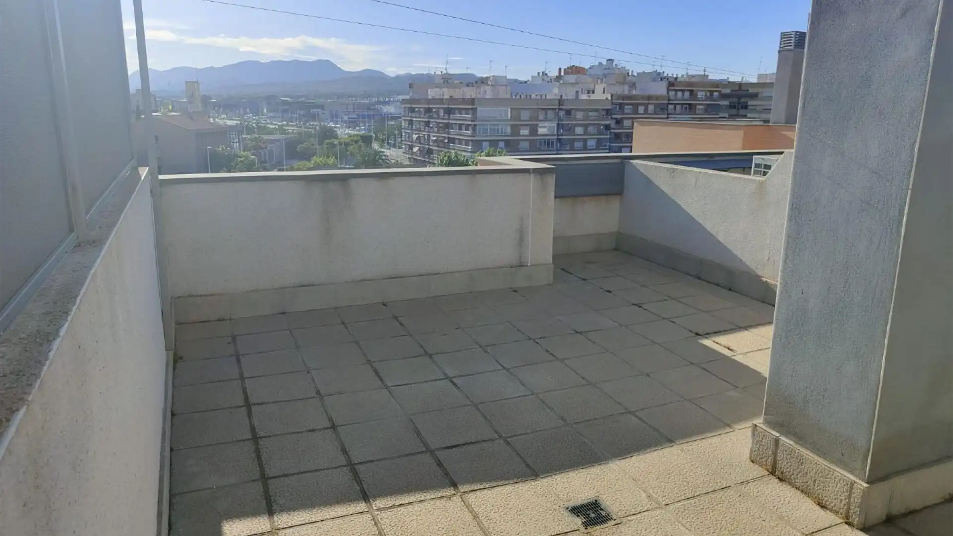 Piso en  Carrer Diego Fuentes Serrano 44 - Foto 3