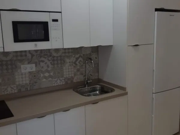 Estudio en avenida de la República Argentina, 43 - Foto 7