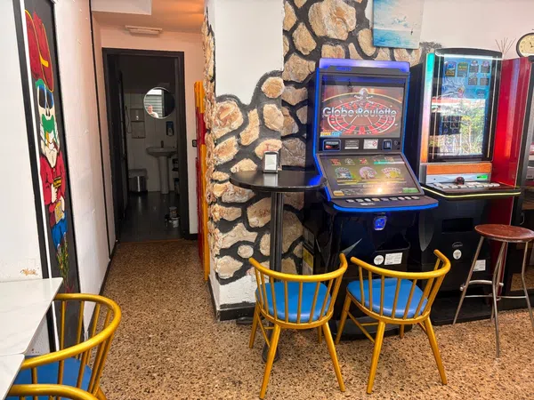 Bar, restaurante en traspaso en Centre - Foto 23