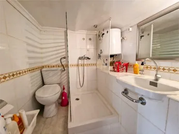 Chalet en Urbanizacion La Marina - Foto 6