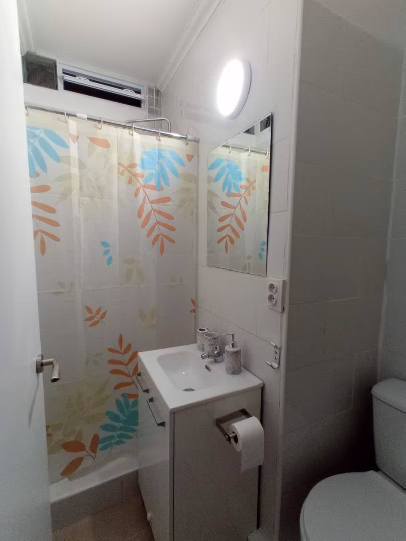 Estudio en  Carrer Tomas Capelo 42 - Foto 9