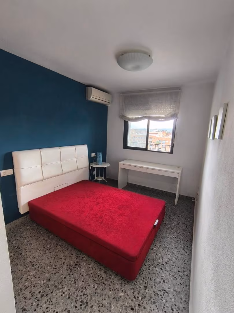 Piso en  Calle Ilusión 6 - Foto 1