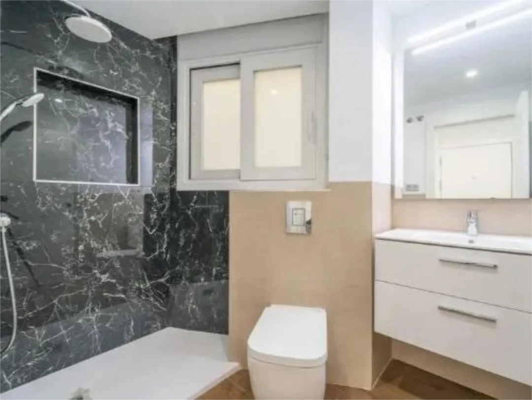 Piso en  Calle Pintor Guerrero del Castillo 2 - Foto 4