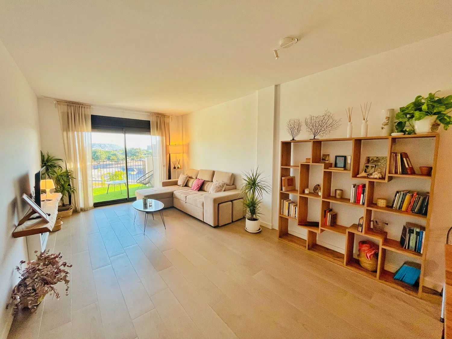 Piso en calle Comadrona Teresa Sarrió Busquier, 9 - Foto 1