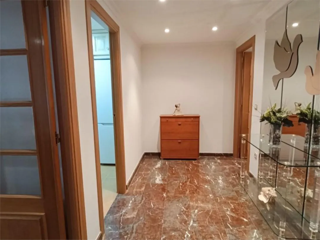 Piso en  Carrer de la Mare de Déu del Puig 6 - Foto 2