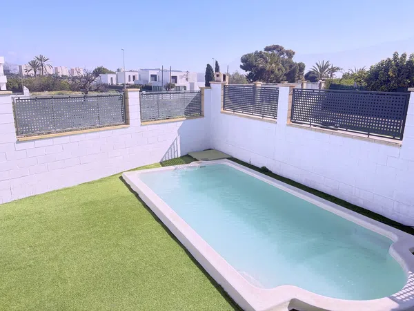 Casa independiente en calle la Font del Pouet, 10 - Foto 2