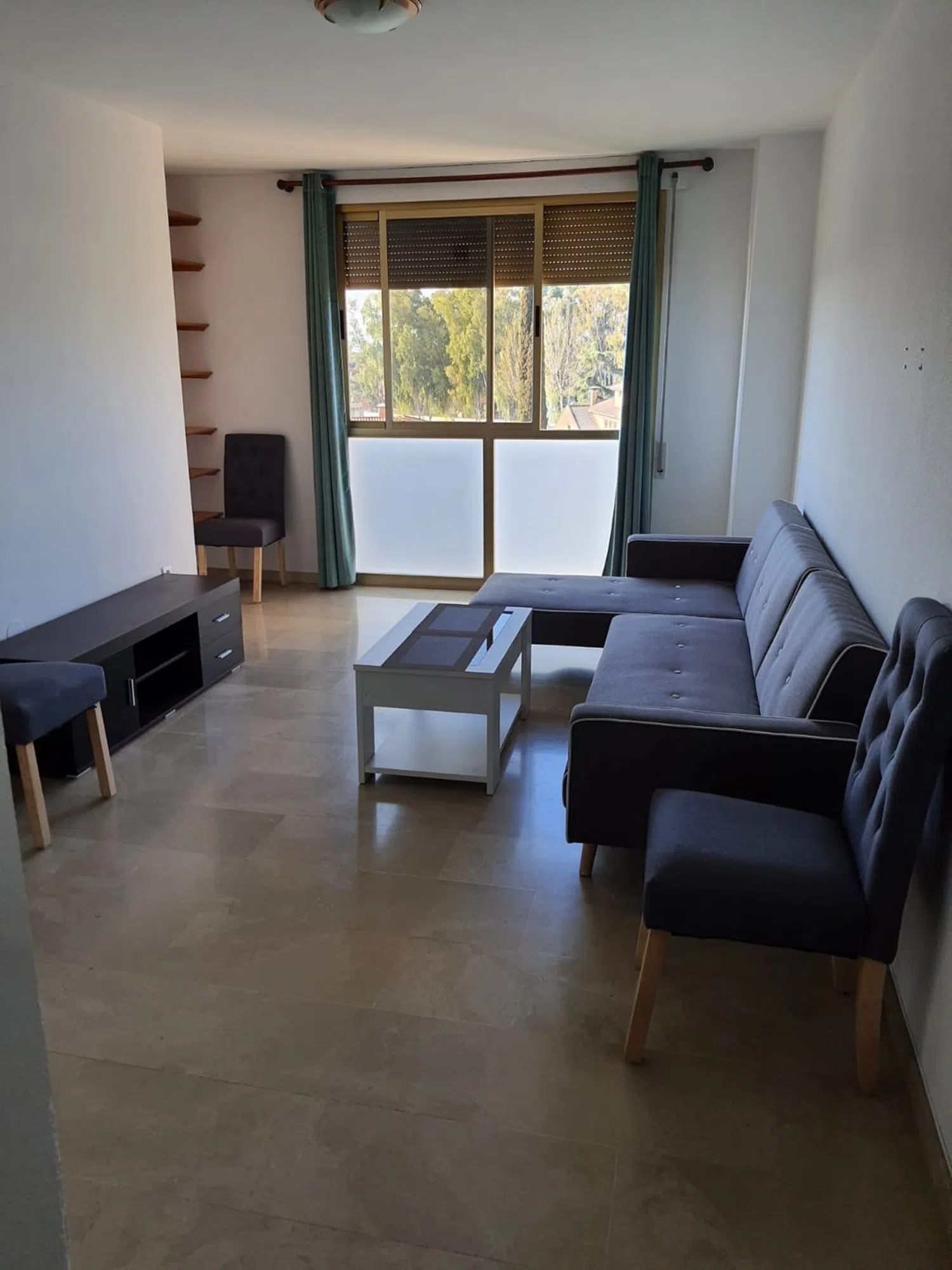 Piso en calle Escultor Freila Guevara, 14 - Foto 2