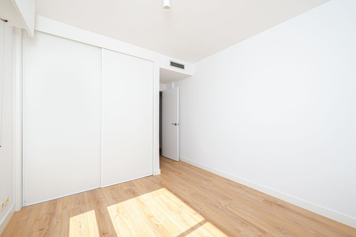 Piso en Barrio Conde Orgaz-Piovera - Foto 9