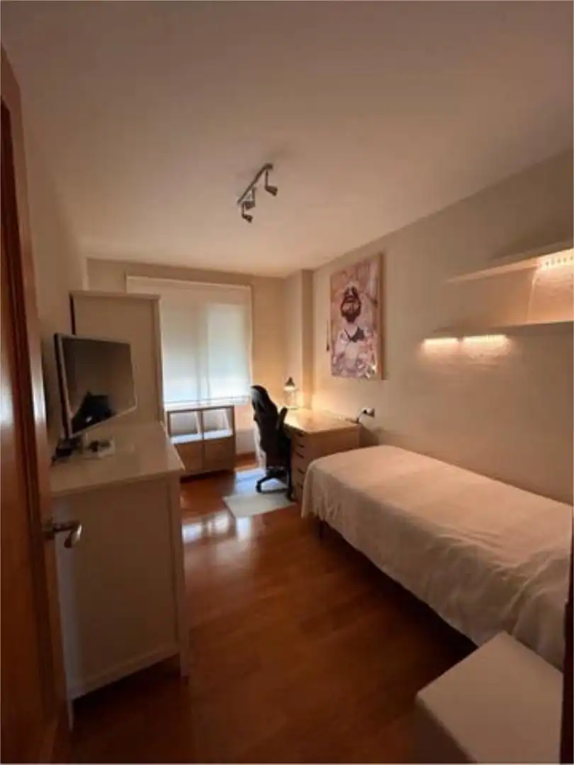Piso en Juan Carlos I - Foto 9
