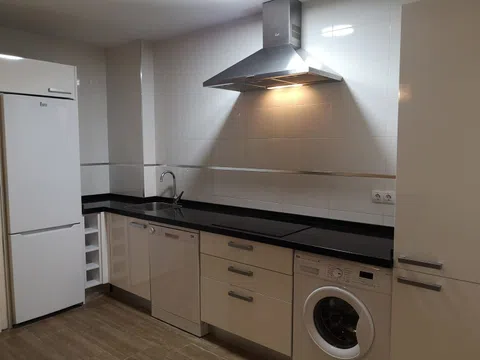 Piso en conde bustillo, 28