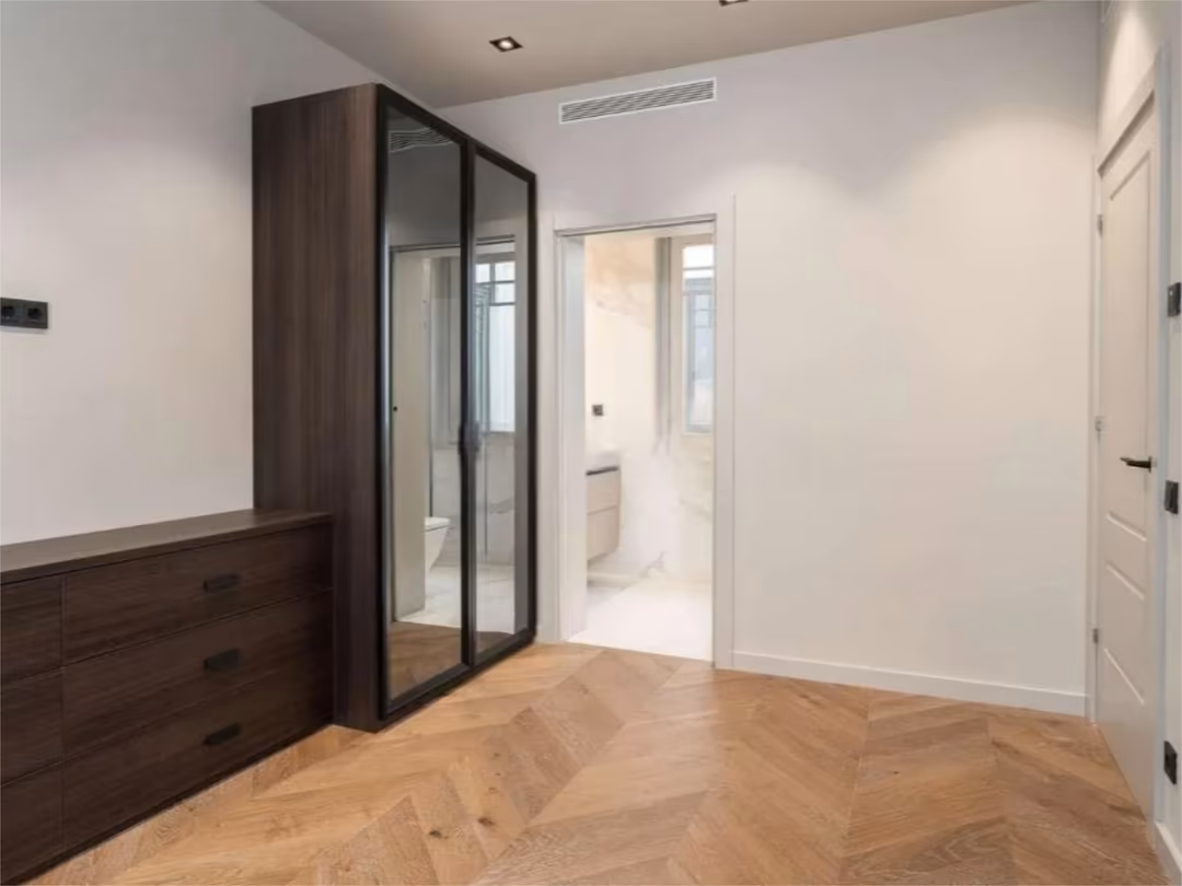 Piso en calle Via Laietana 12 - Foto 5