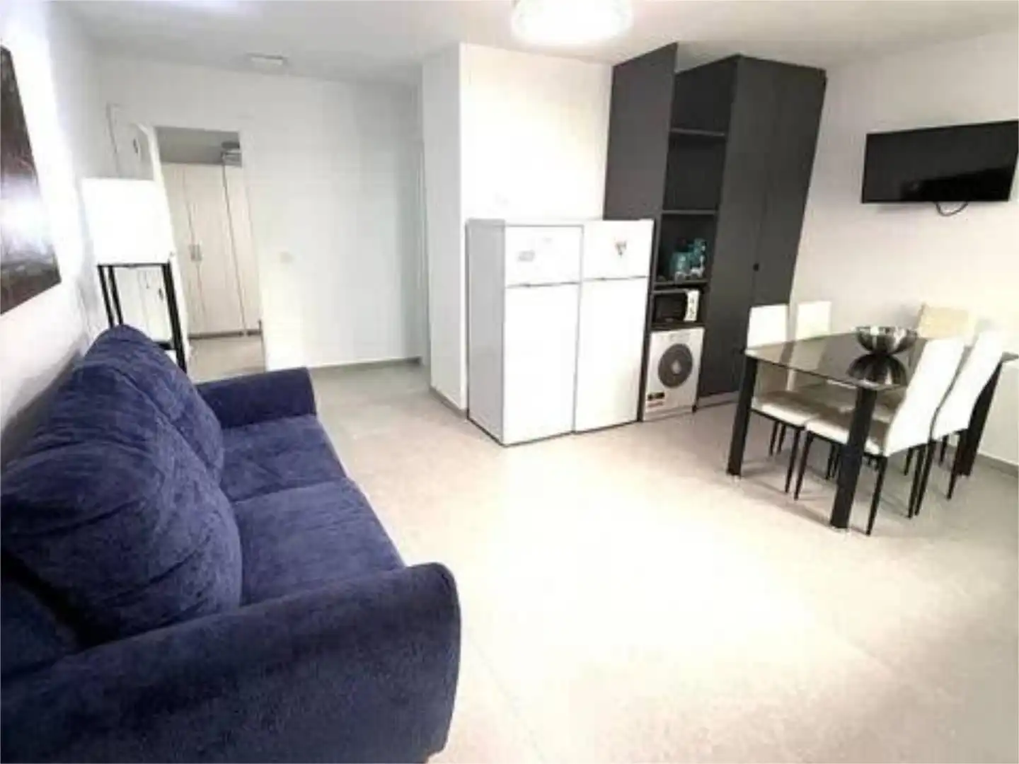 Piso en  Calle Isaac Albéniz 11 - Foto 2