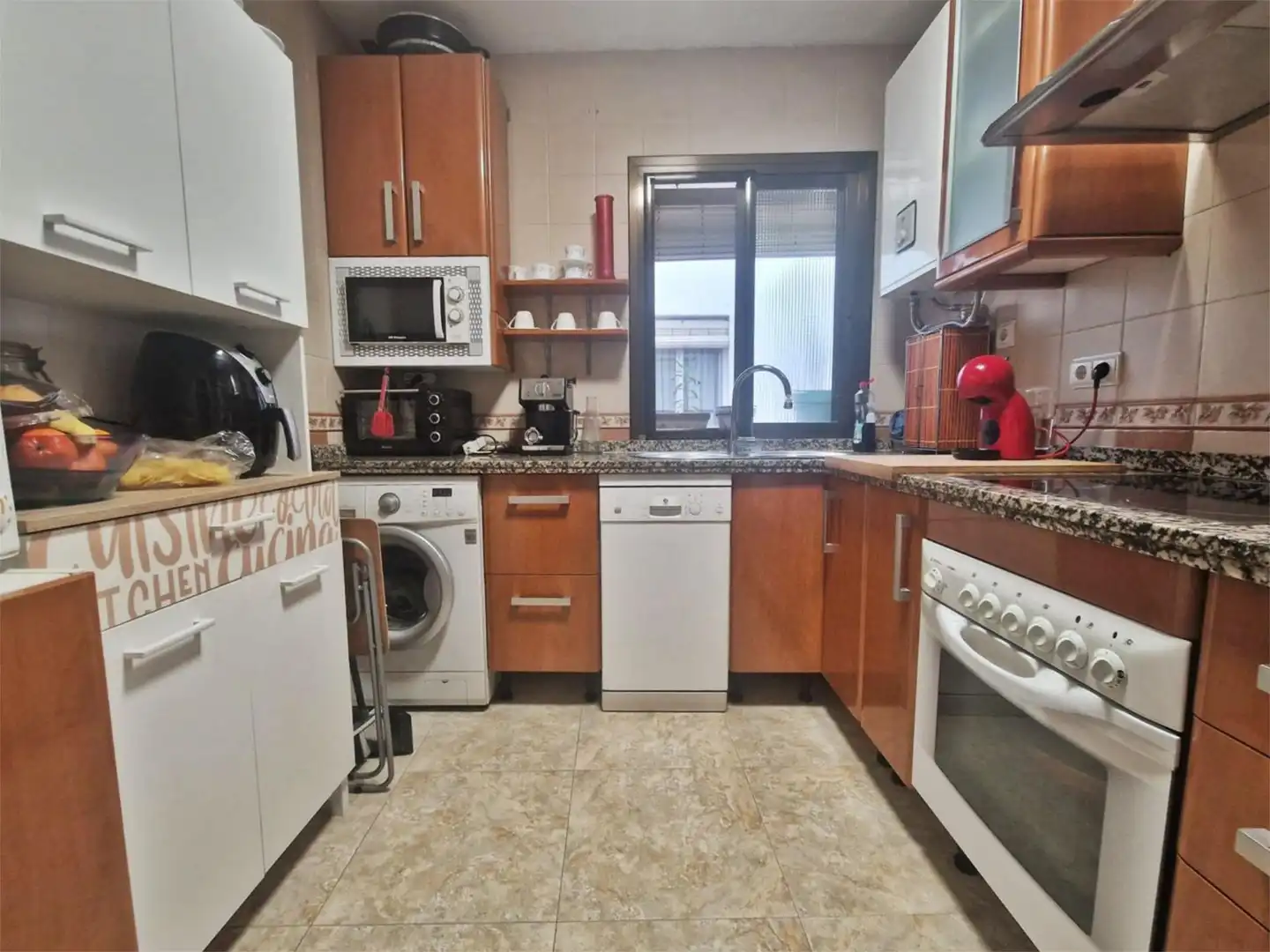 Piso en  Calle Historiador Domínguez Ortiz 35 - Foto 4