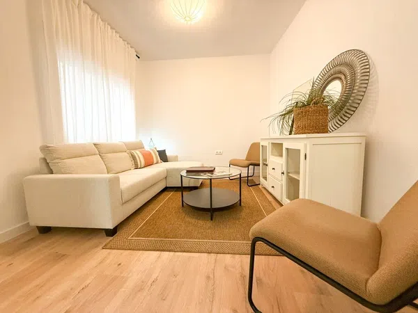 Estudio en Calle Évora, 24, Centro - Foto 1